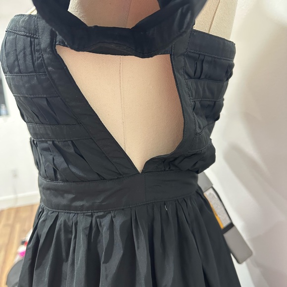 Rare Brock Collection Off the Shoulder Black Midi Dress - Picture 5 of 12